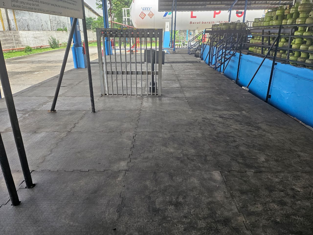 Karpet Karet Alas Gas LPG
